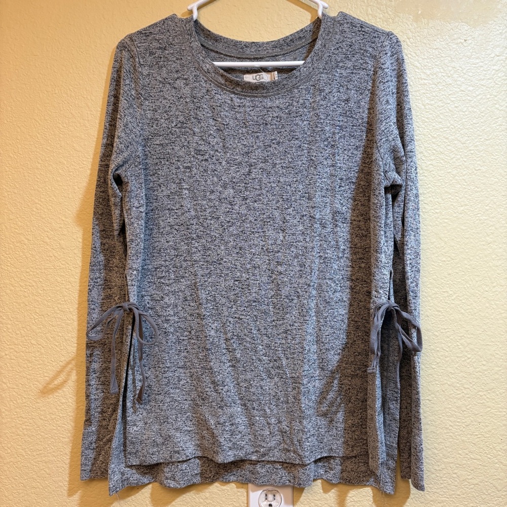 UGG Side Tie Knot Gray Sweater Size Small